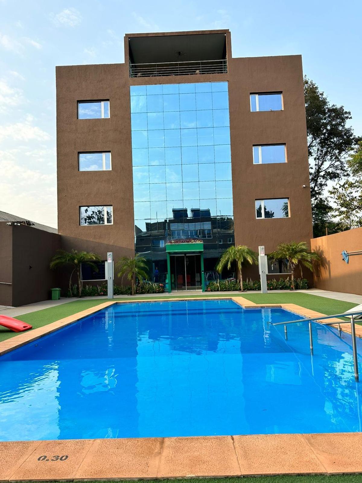 Hotel Boutique Genova Puerto Iguazu Luaran gambar