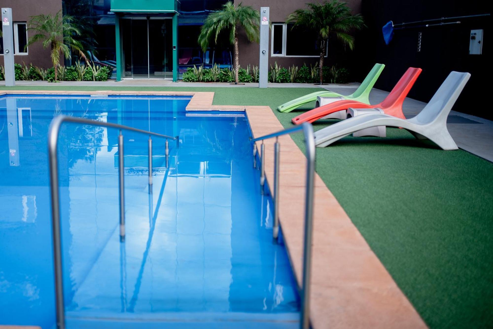 Hotel Boutique Genova Puerto Iguazu Luaran gambar